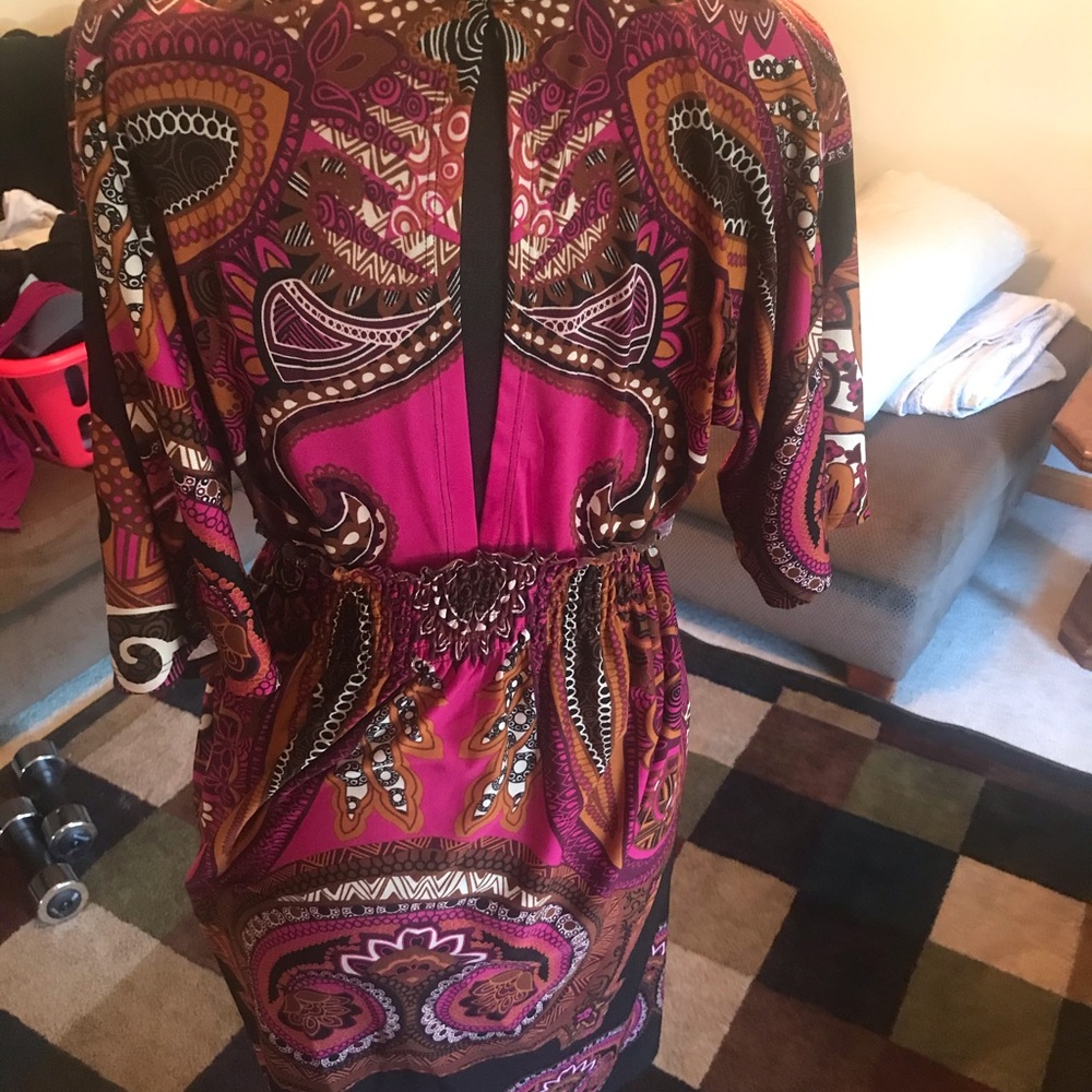 Dress - Picture 2 of 2